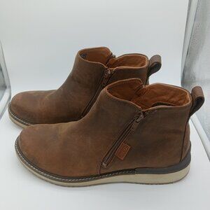 Like New Keen Women's Leather Ankle Boots (Size 11)